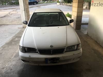 Nissan Sunny 2000