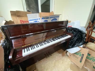 Amazing piano with no scratches like new