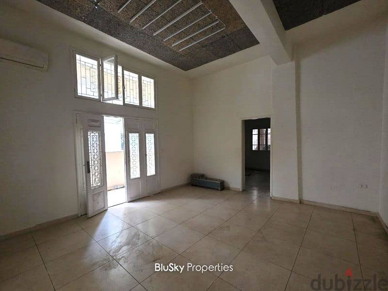 Apartment For RENT In Gemayze شقة للإيجار #RT 0