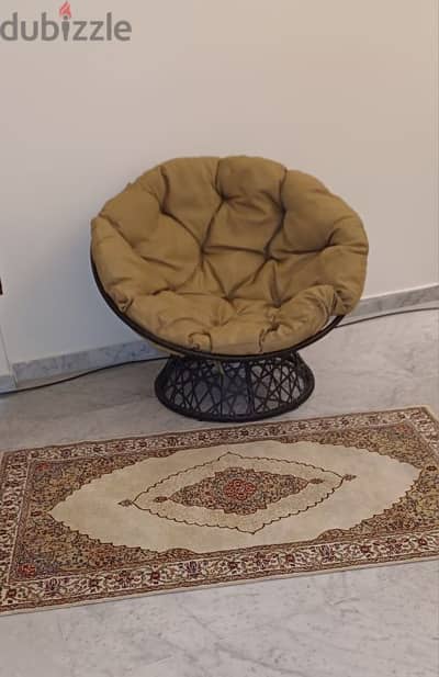 Papasan Chair 60$ - Carpet 100% silk 80x150 (60$)