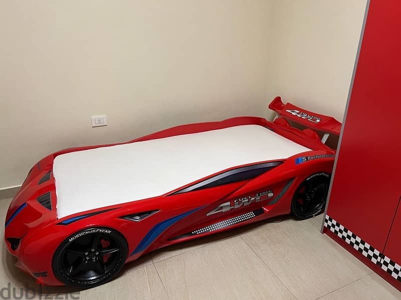 racing car bedroom 2