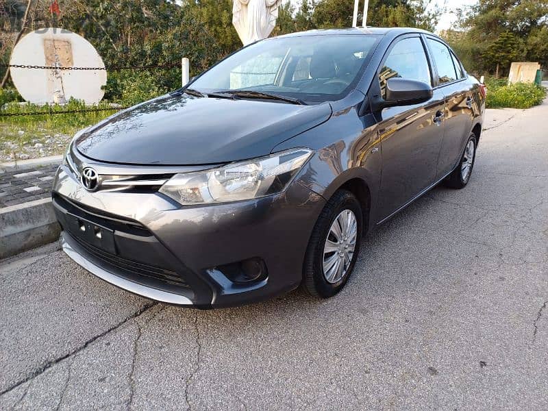 Toyota Yaris Sedan 2018 0