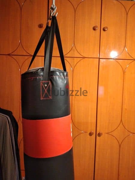 Boxing bag + Chassis 3