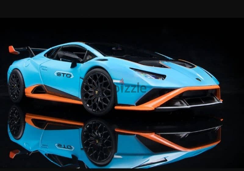 Lamborghini Huracan STO 2021 diecast car model 1;18. 2