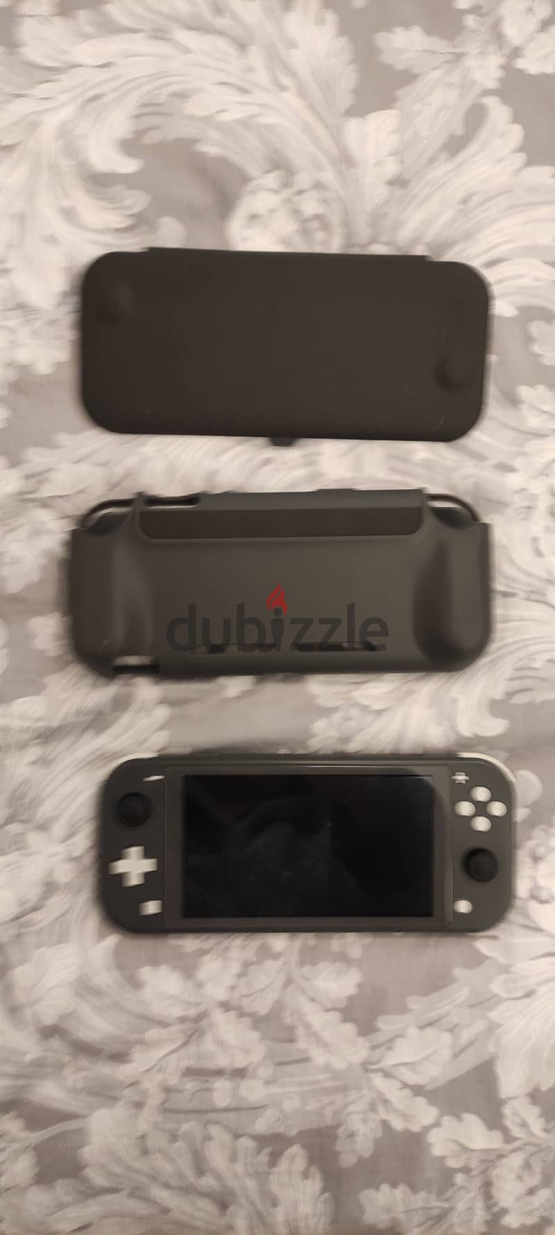 Nintendo Switch Lite, over 100$ in games included 2