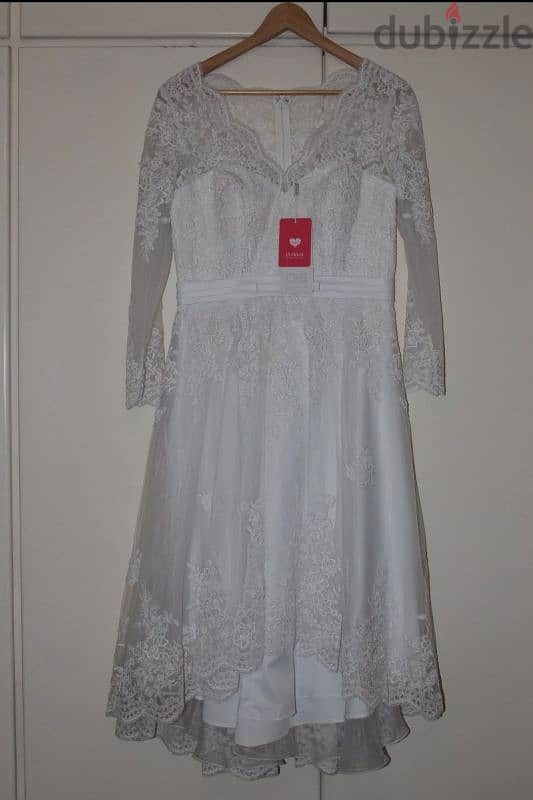 New Wedding Dress. JJ's House 4