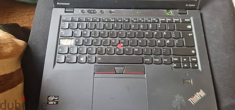 Lenovo Thinkpad X1 Carbon laptop 1