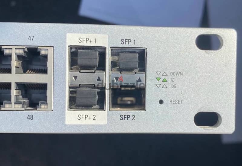 ubiquity Switch 48 ports - POE 1