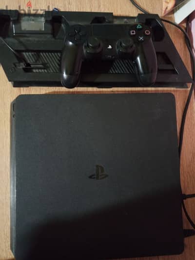 PS4 slim