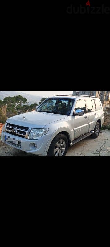 Mitsubishi Pajero 2012