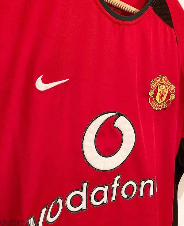 Manchester United 2002 -2004 vodafone nike home kit 1