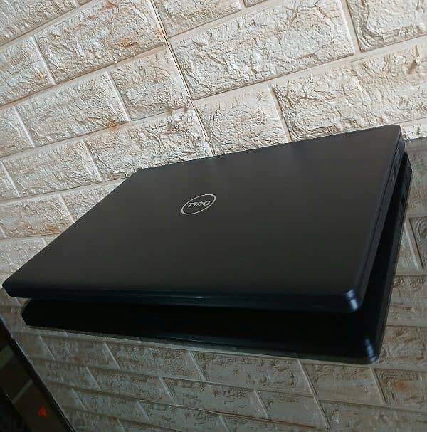 dell 5490 I5 generation 8 2