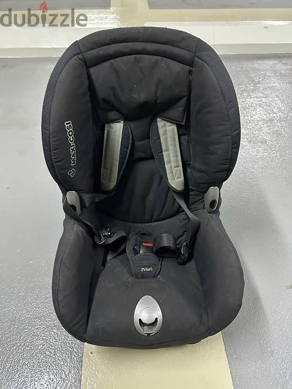 maxi cosi car seat 1