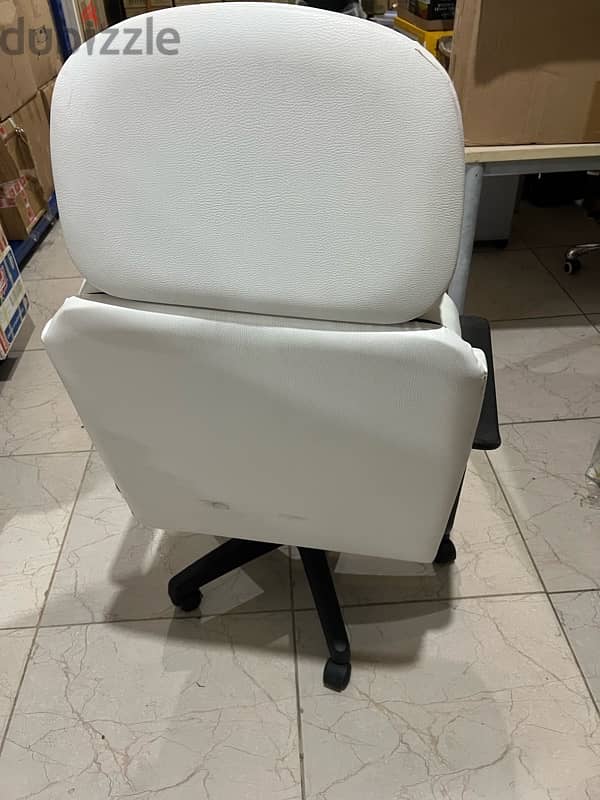 Office chair, كرسي المكتب 1