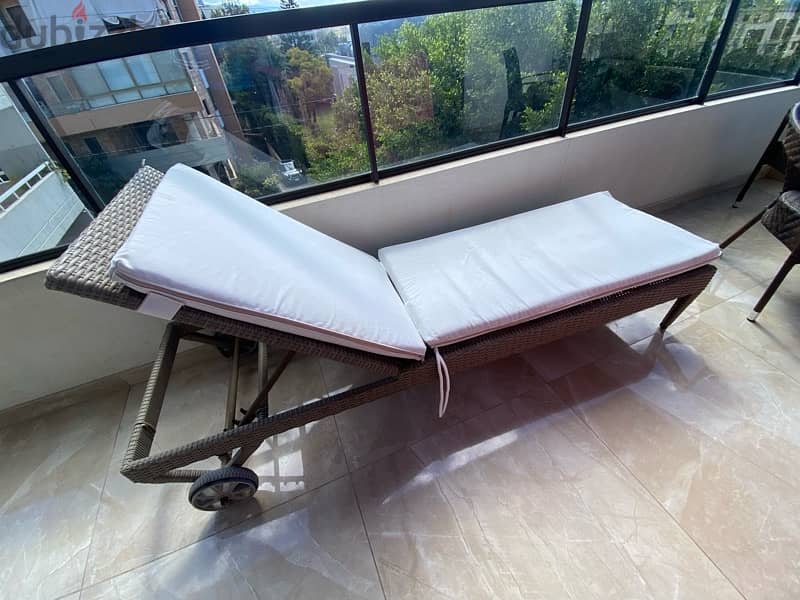 chaise longue 100 pcs for sale 3