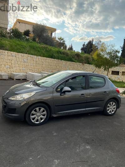 Peugeot 207 2011