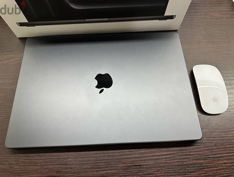 MacBook pro M3 Pro 2