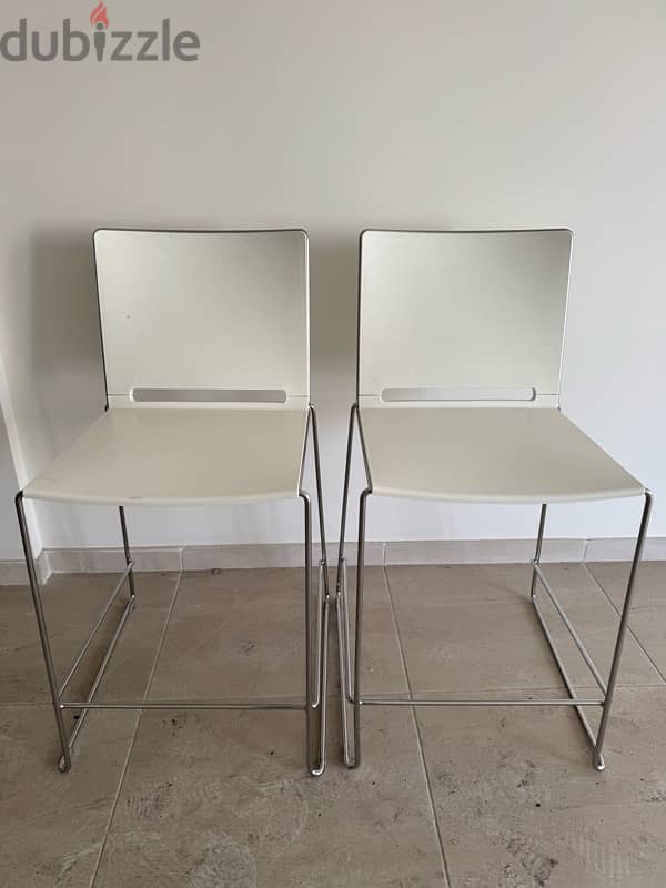 2 Dinning High Chairs from B Design 2