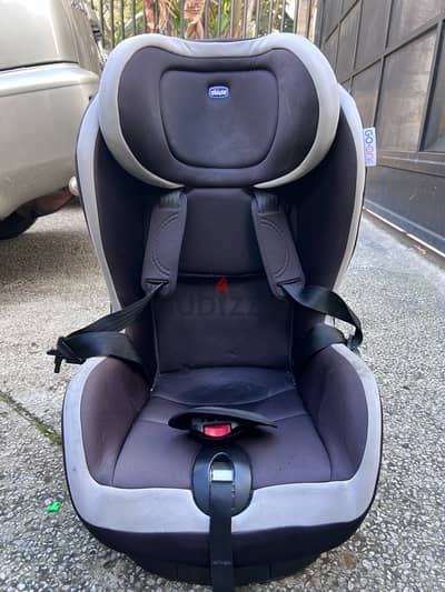 Chicco goone car seat