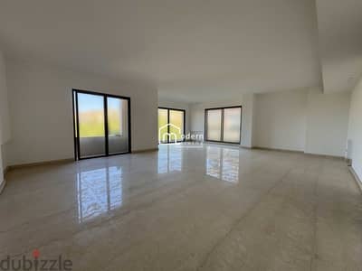 277 Sqm - Apartment for Sale in Mtayleb