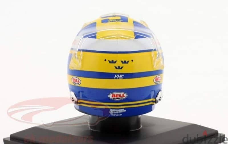 M. Ericsson (Team Alfa Romeo-Sauber 2018) Plastic Helmet model 1:5. 4