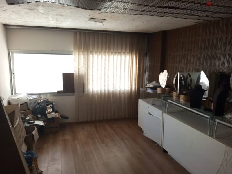 Office for rent in Jdeide-Commercial Center - مكتب للإيجار في الجديدة 0