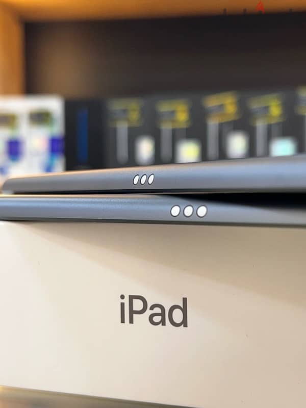 Ipad 8th generation 4