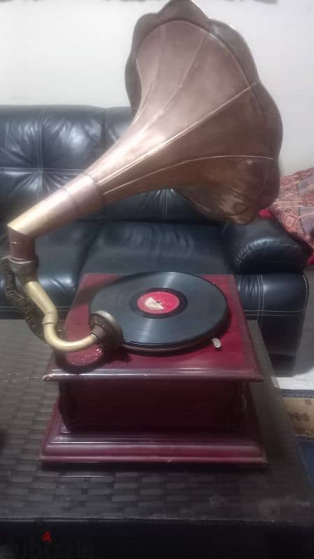 Antique Phonograph 1