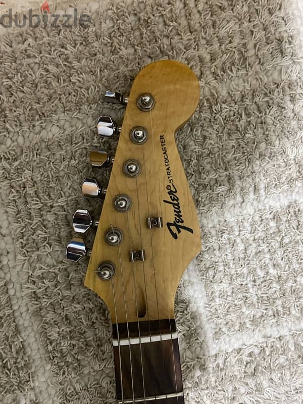 Fender electric guitar 4