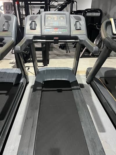 4 treadmills 4 hp for sale