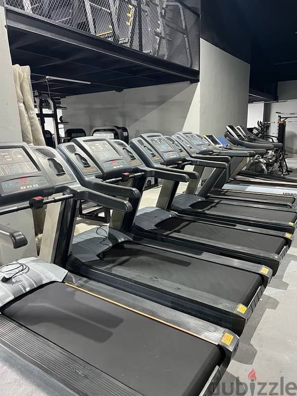 4 treadmills 4 hp for sale 1