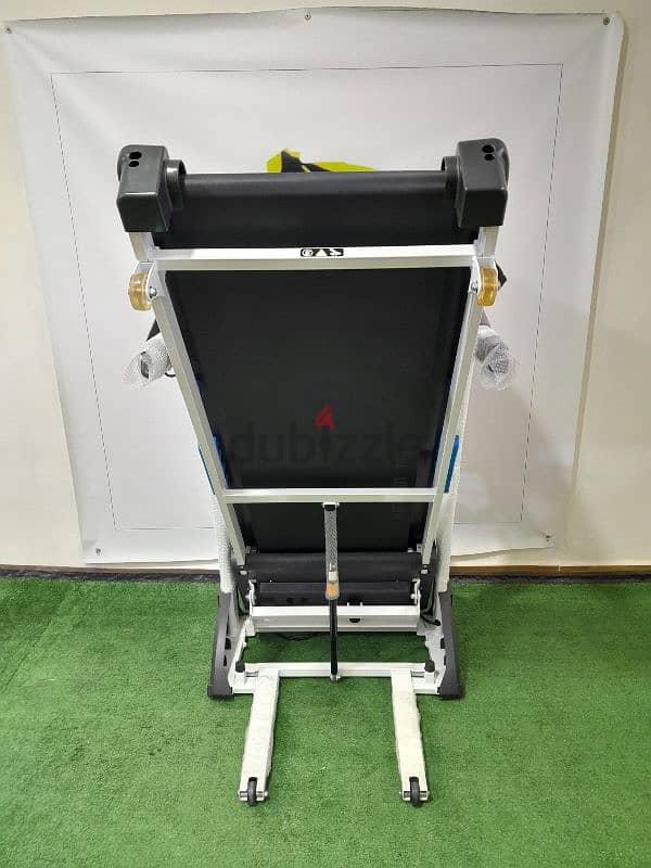 treadmill sports machines 5