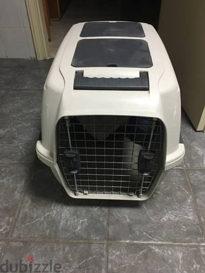 Pet cargo carrier