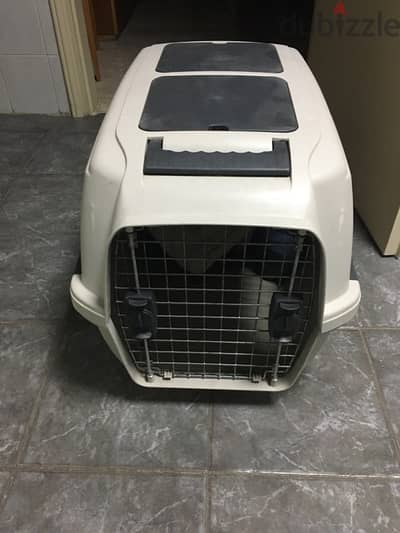 Pet cargo carrier