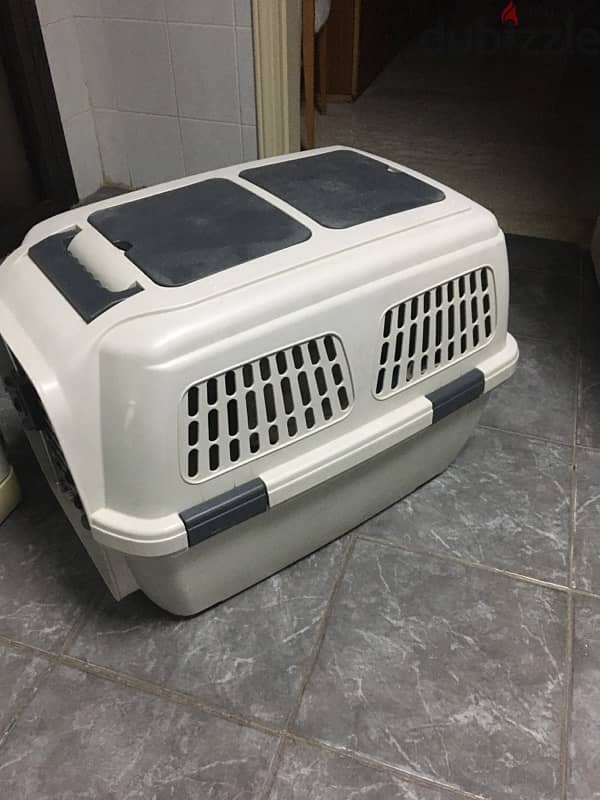 Pet cargo carrier 1