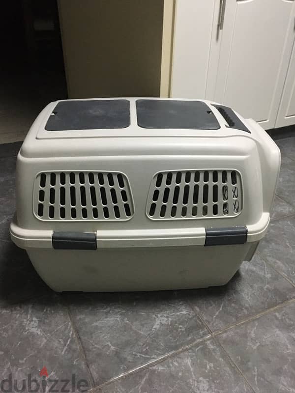 Pet cargo carrier 3