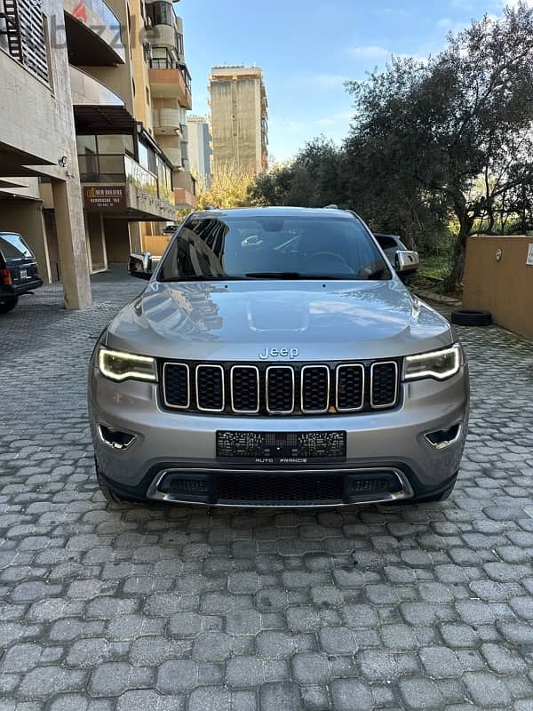 Jeep Grand Cherokee Limited plus 2017 gray on black (clean carfax) 0