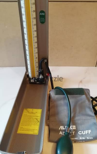 Vintage Sphygmomanometer AlPK 2 in Stand up Case (Blood Pressure Monit