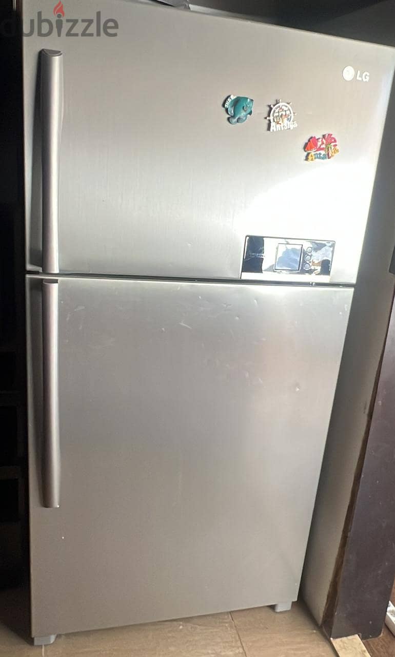 Refrigerator 0