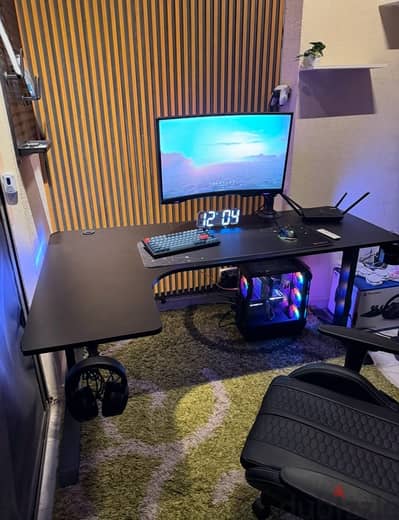 L-Shaped 160cm RGB Gaming Desk with Cup & Headset Holder - Black