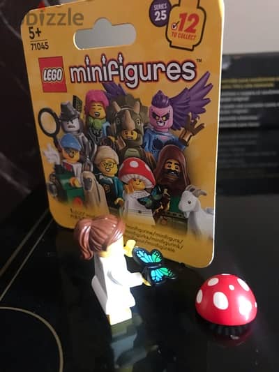 Lego collectible figure