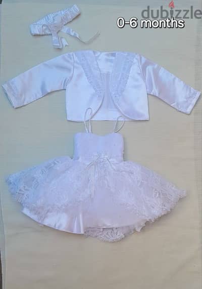 white Baby dress 0-6 m