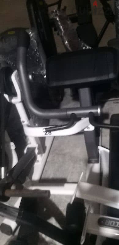 PRECOR hammers 5