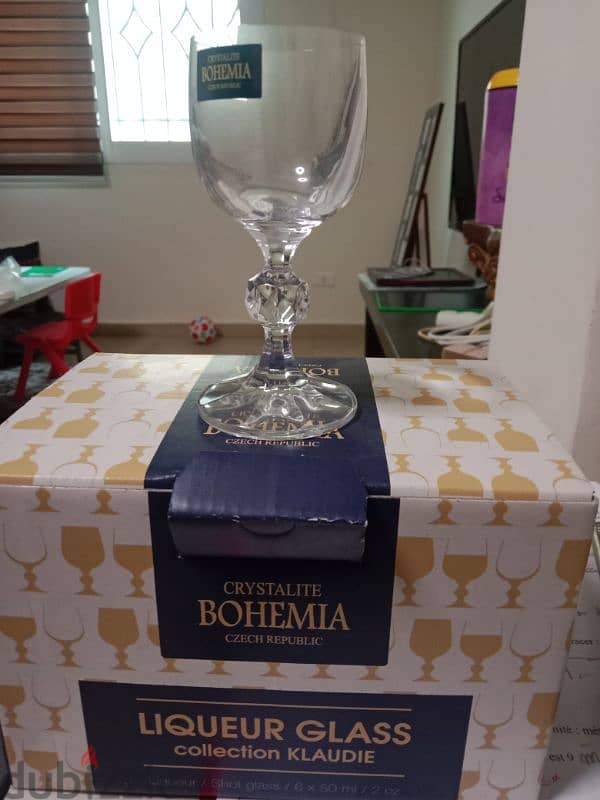 BOHEMIA wine and liquor glasses 2