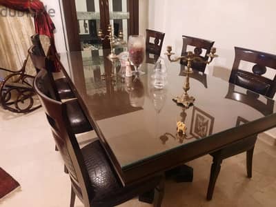 طاولة سفرة (٨ كراسي) + فاترينا (Dining Table 8 Chairs + Vitrine)