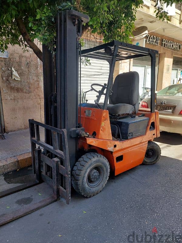 Forklift tcm رافعة شوكية 2