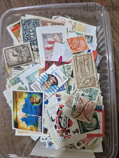 علبة طوابع stamps