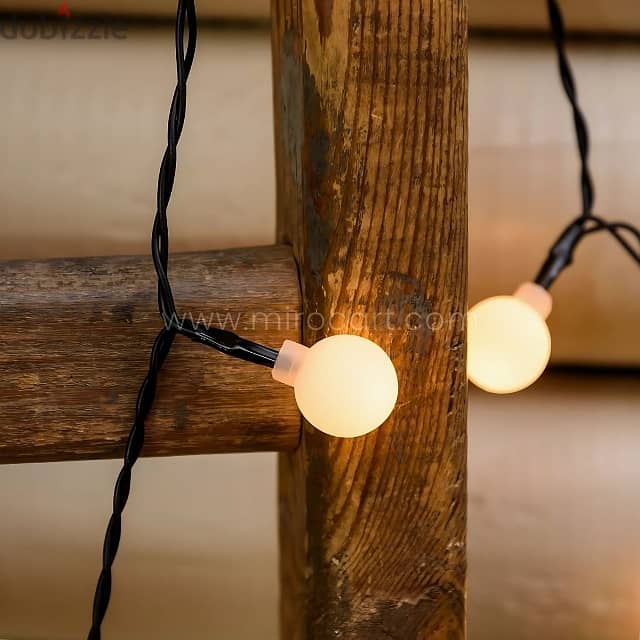 Outdoor Solar String Lights – 50 Warm Bulbs, Weatherproof, 5m 9