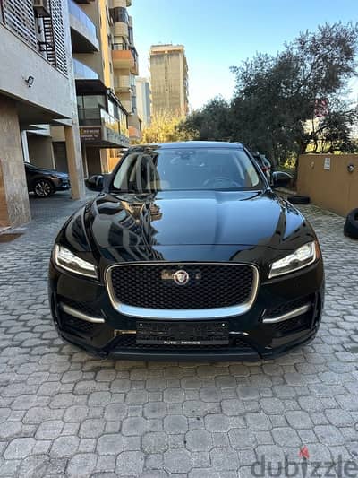 Jaguar F-pace V6 R-sport 2017 black (clean carfax)