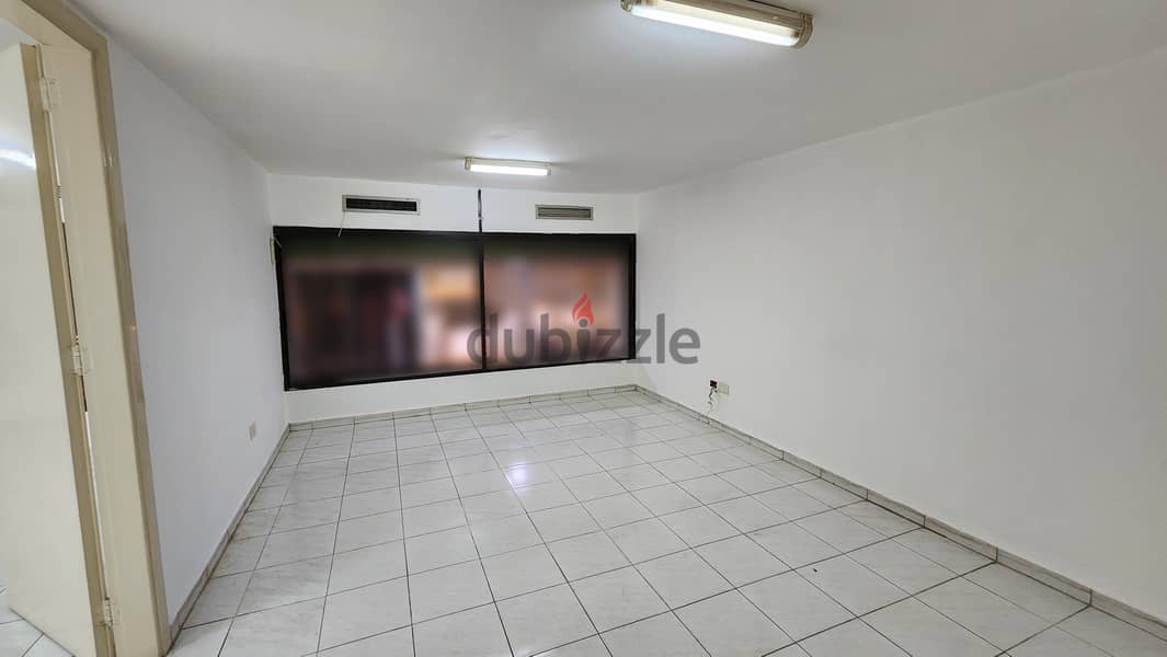 Office Space for Rent in Horch Tabet مساحة مكتبية للإيجار في حرش تابت 0